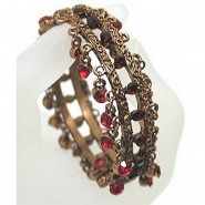 Dangling Crystal Bracelet - Red Color - BR-BL9073RD