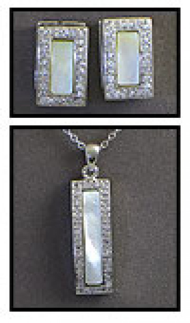 Gift set: Swarovski Cubic Zirconia w/ Opal Necklace & Earring Set